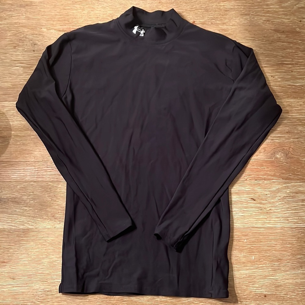 Under Amour fitted, cold gear